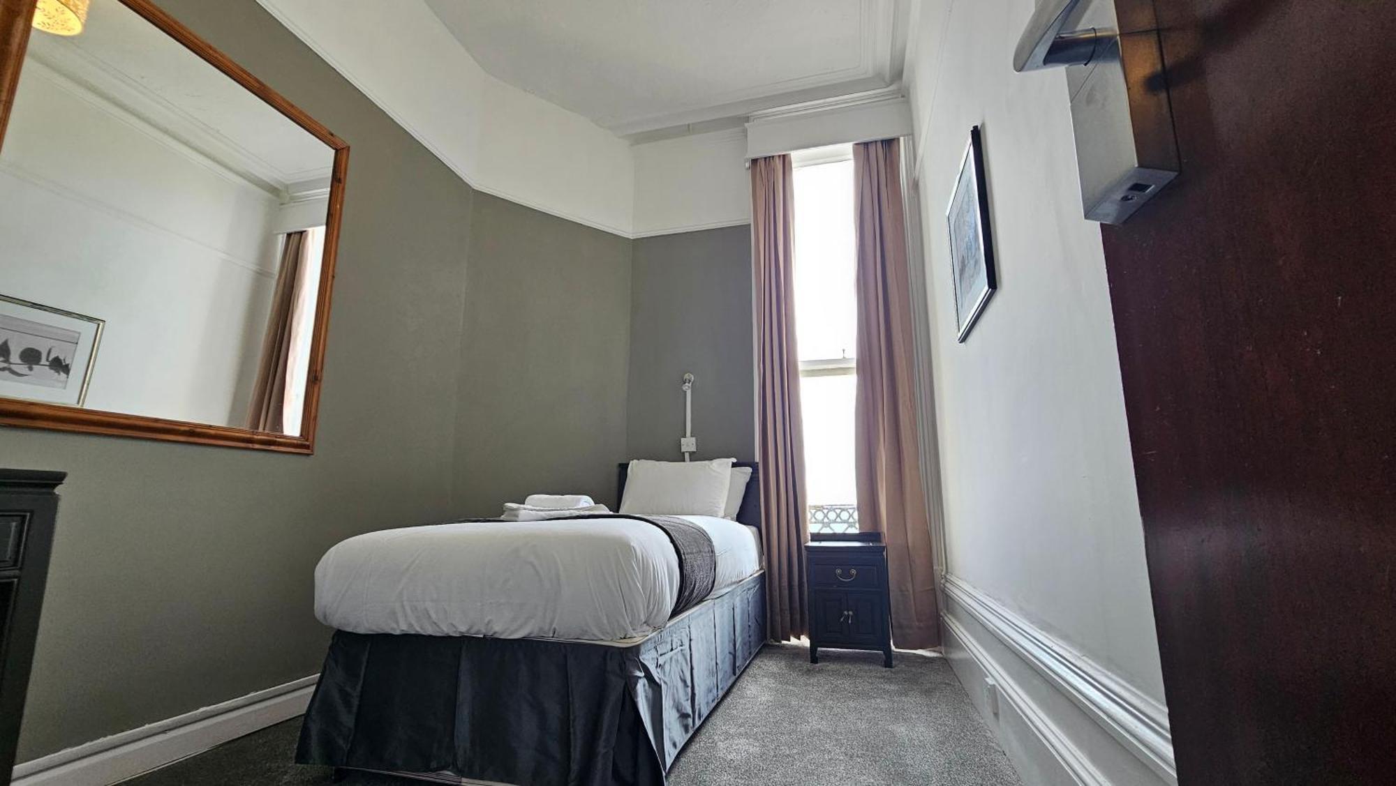 The Strand Hotel Eastbourne Eksteriør billede