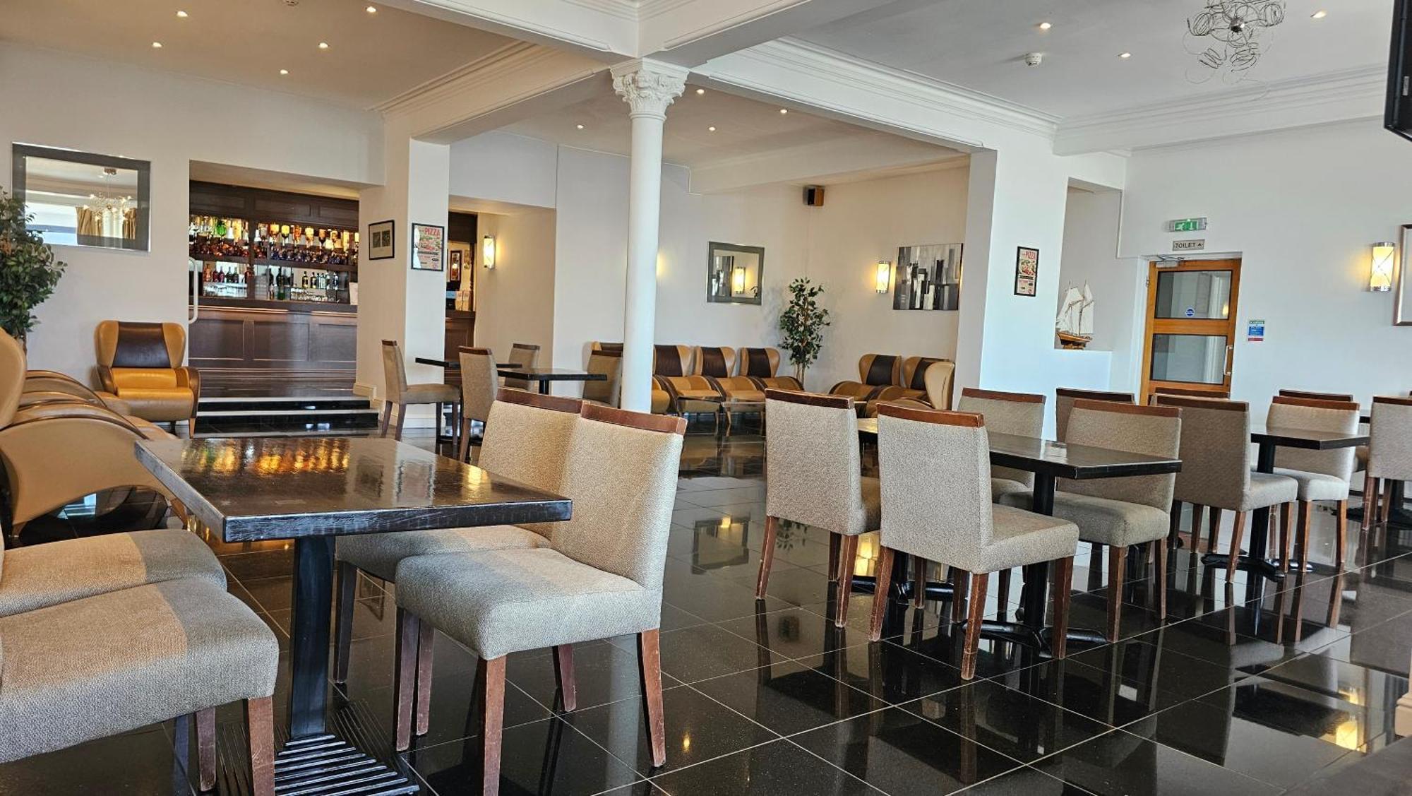 The Strand Hotel Eastbourne Eksteriør billede