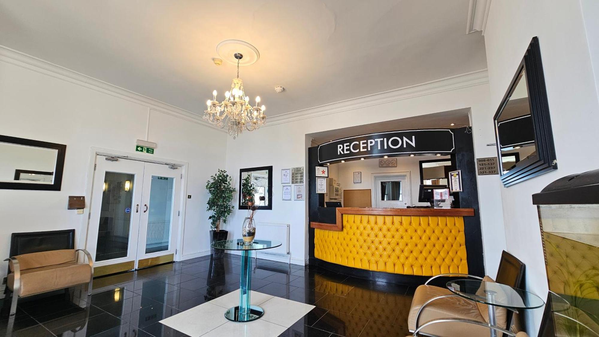 The Strand Hotel Eastbourne Eksteriør billede